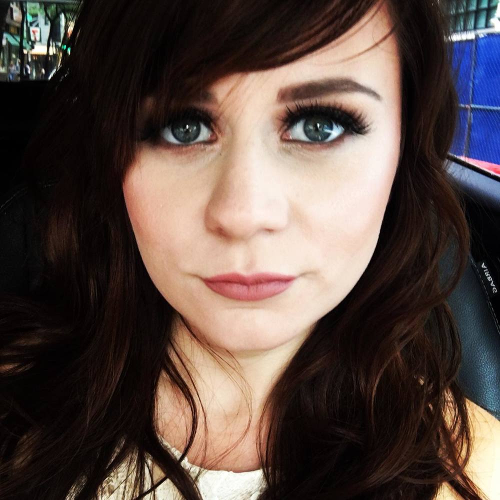 Meet your Posher, Aniela